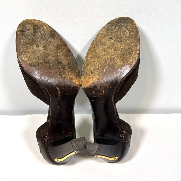 Chloe Leather Suede Cut Out Peep Toe Heels Women's 38.5 (US 8.5) - Picture 10 of 11